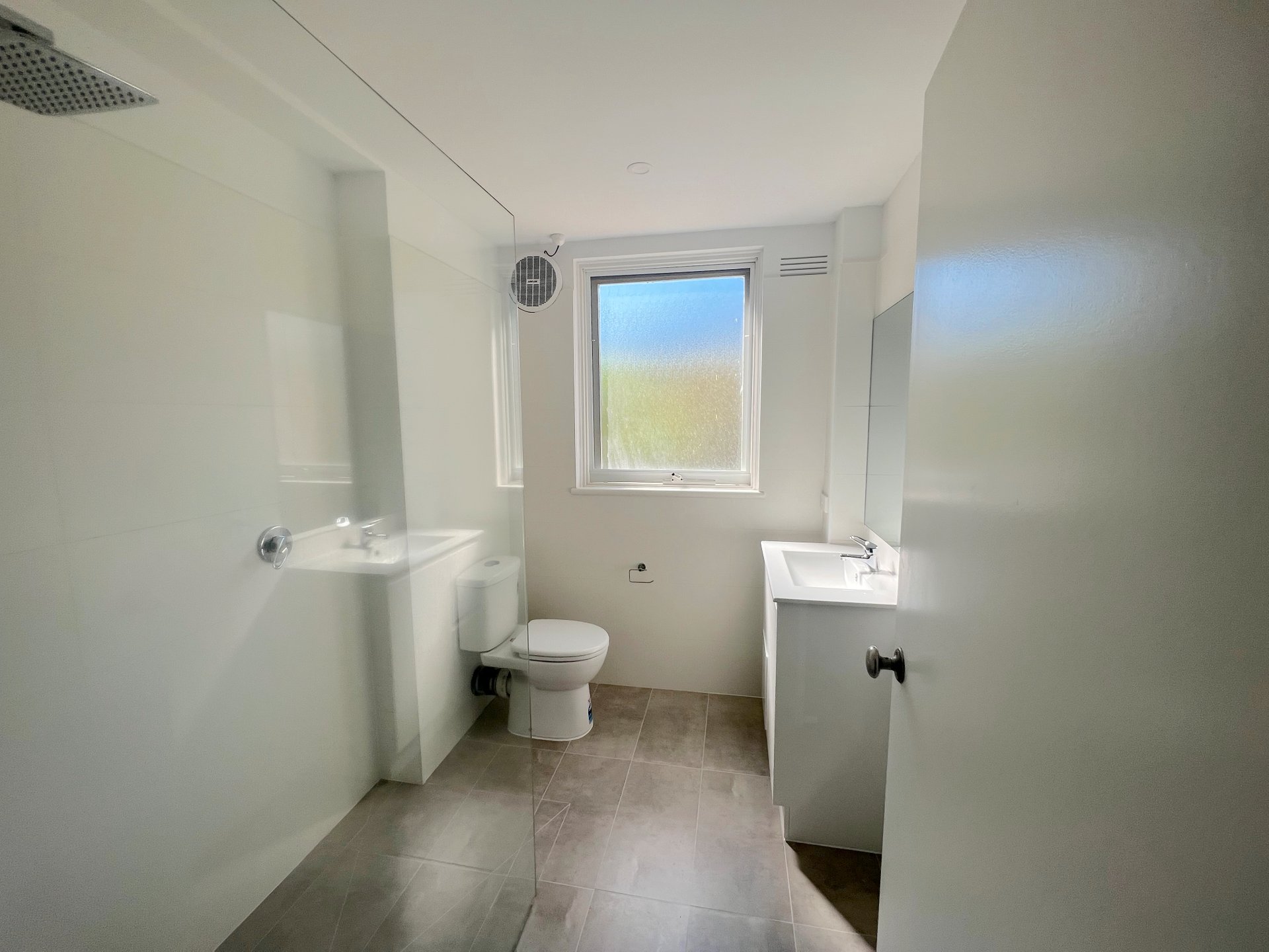 2 / 10 Fordham Avenue CAMBERWELL, VIC 3124