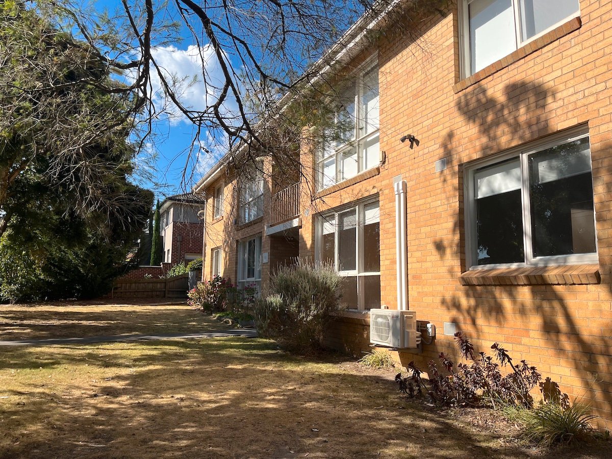 2 / 10 Fordham Avenue CAMBERWELL, VIC 3124