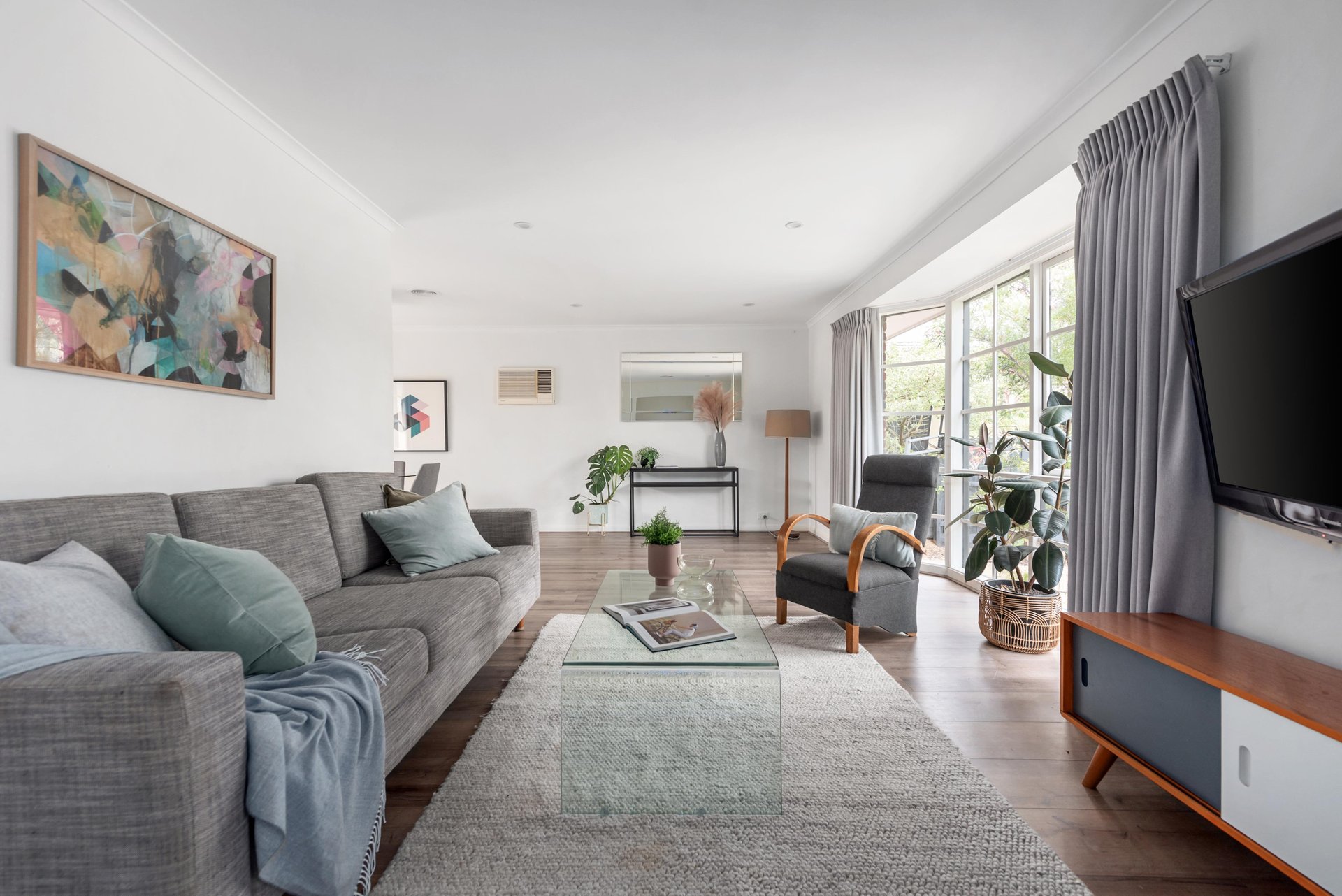 2/10 Garden Road, Camberwell image 1