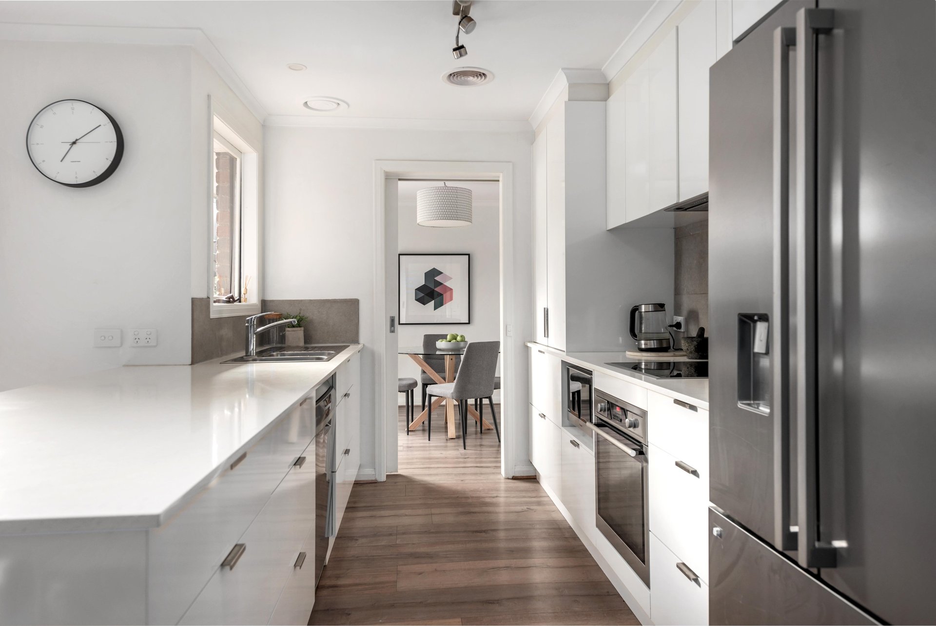 2/10 Garden Road, Camberwell image 6