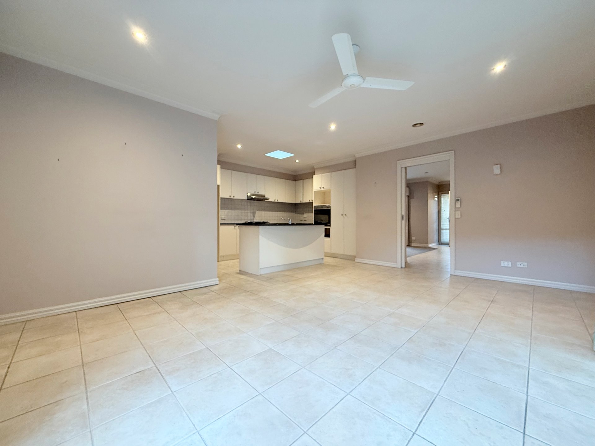 2/10 Hodgson Street, Templestowe Lower image 3