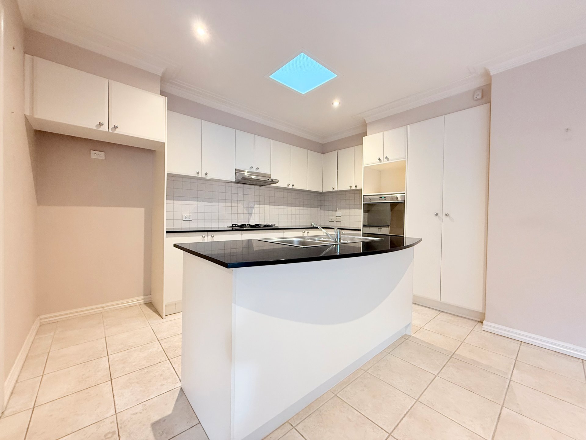 2/10 Hodgson Street, Templestowe Lower image 4