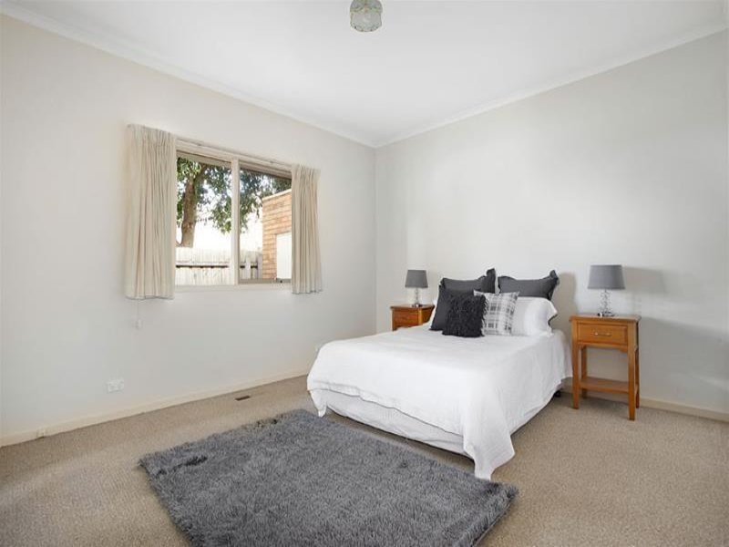 2/10 Hope Street, Camberwell image 4