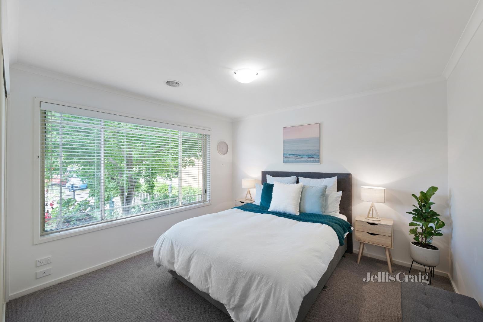 2/10 Houston Court, Box Hill South image 7