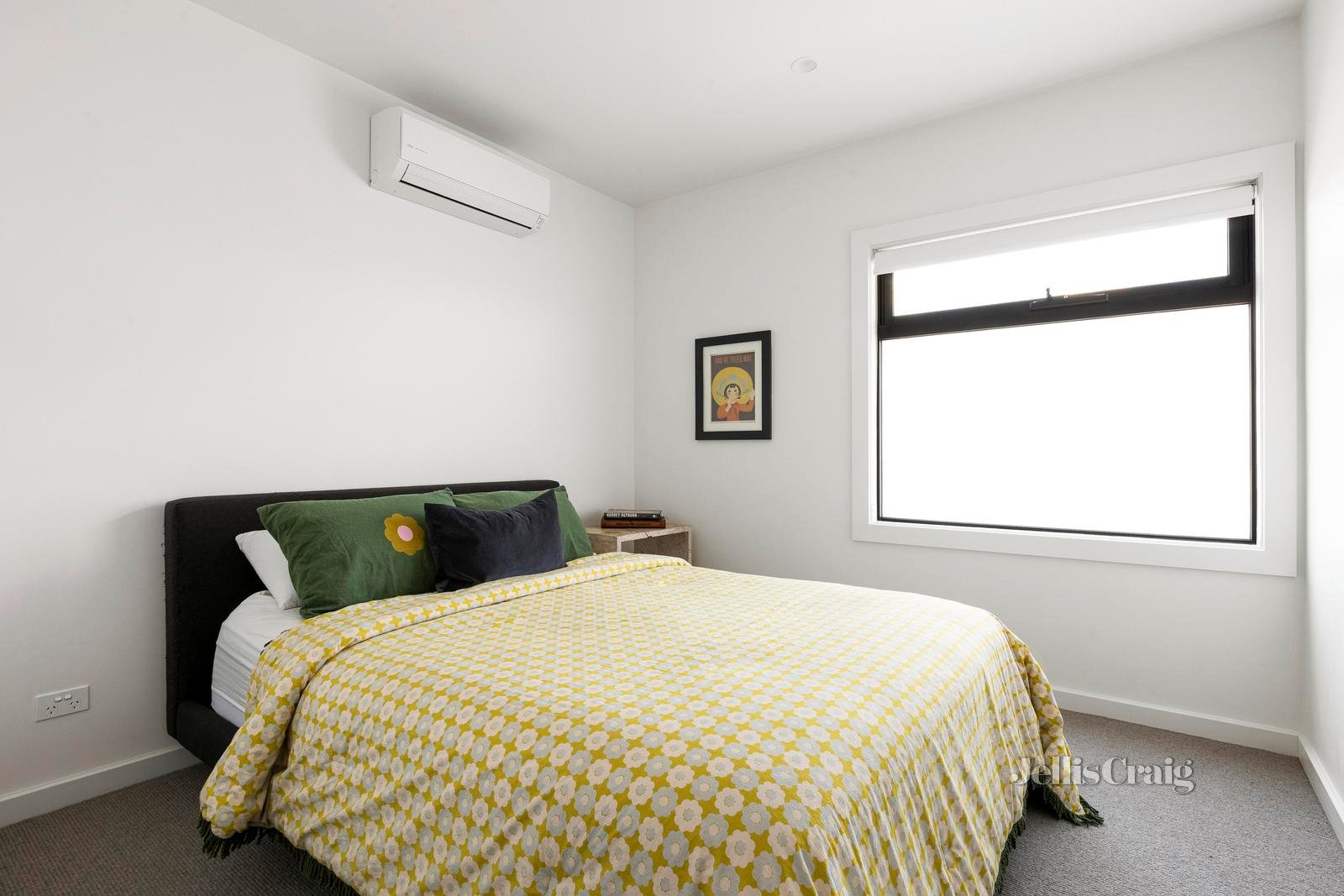 2/10 Irvine Crescent, Brunswick West image 9