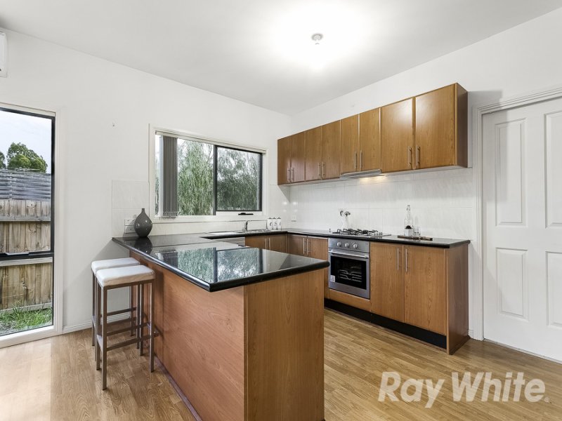 2/10 Leonard Street, Ashwood image 2