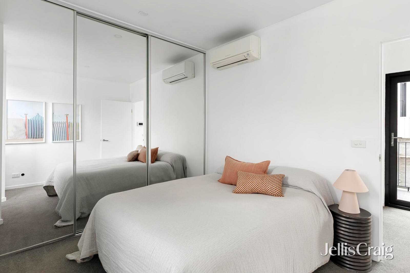 2/10 Linden Street, Brunswick East image 9