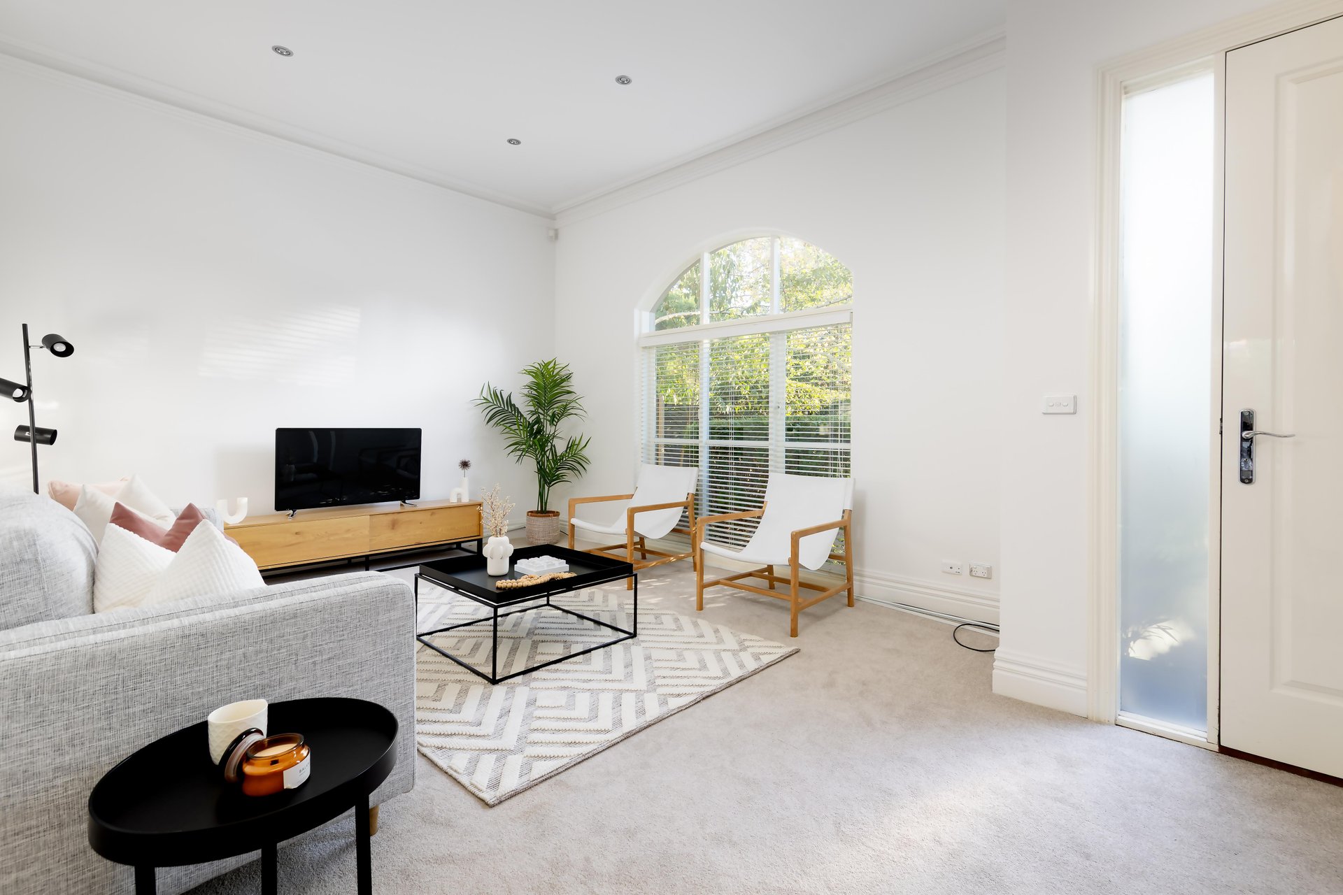 Property Gallery Thumbnail 6