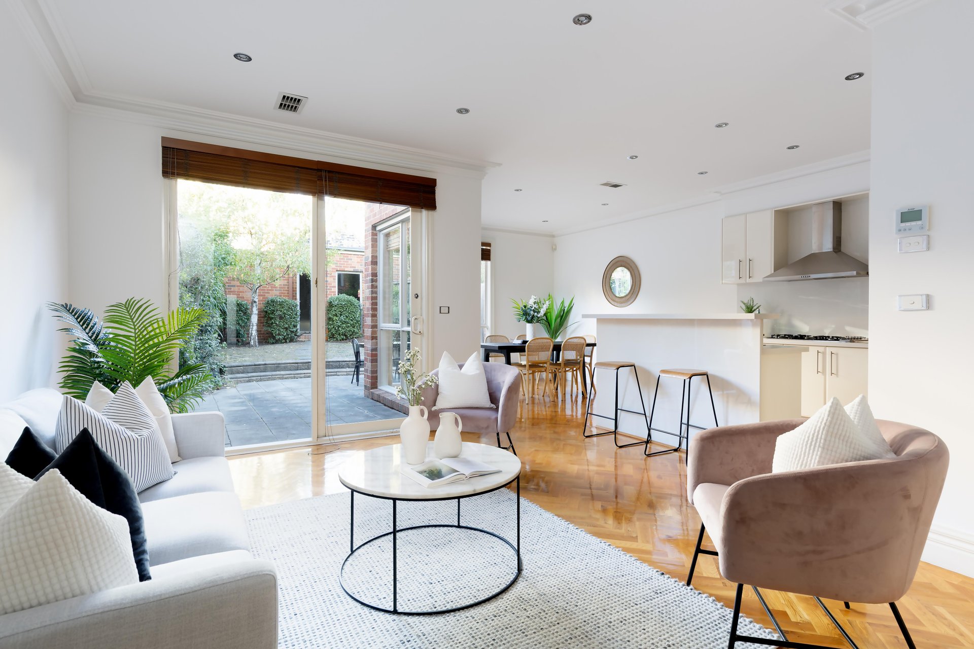 Property Gallery Thumbnail 3