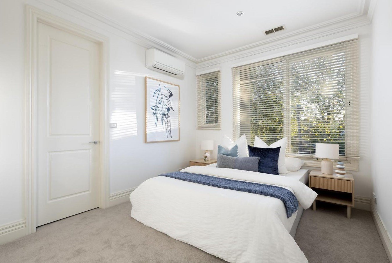 Property Gallery Thumbnail 11