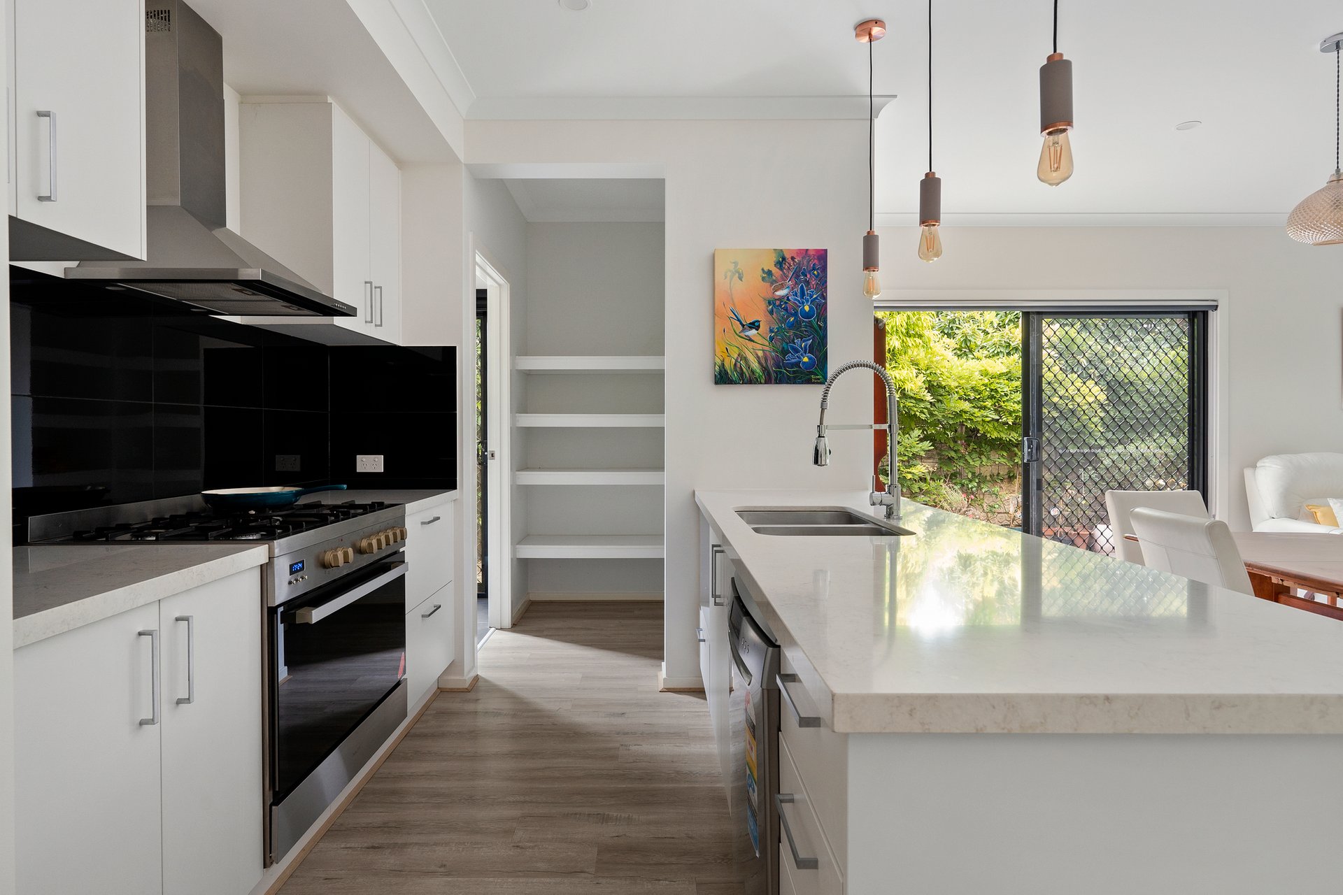 Property Gallery Thumbnail 9