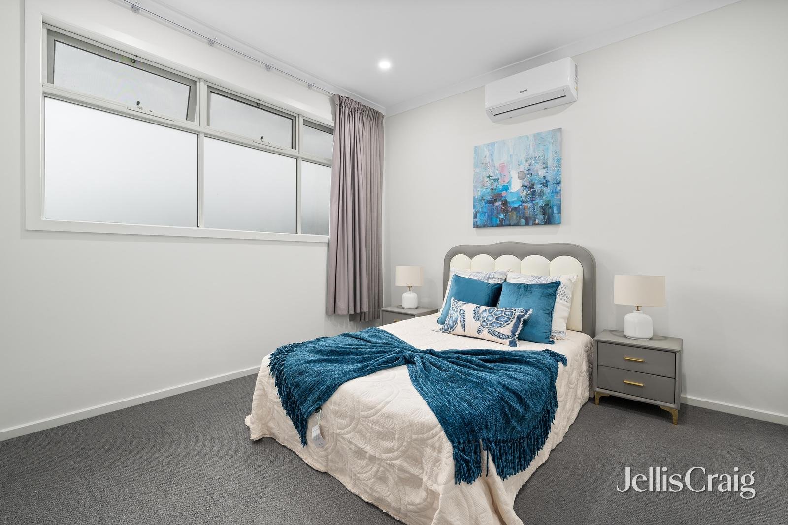 2/10 Morocco Court, Glen Waverley image 8