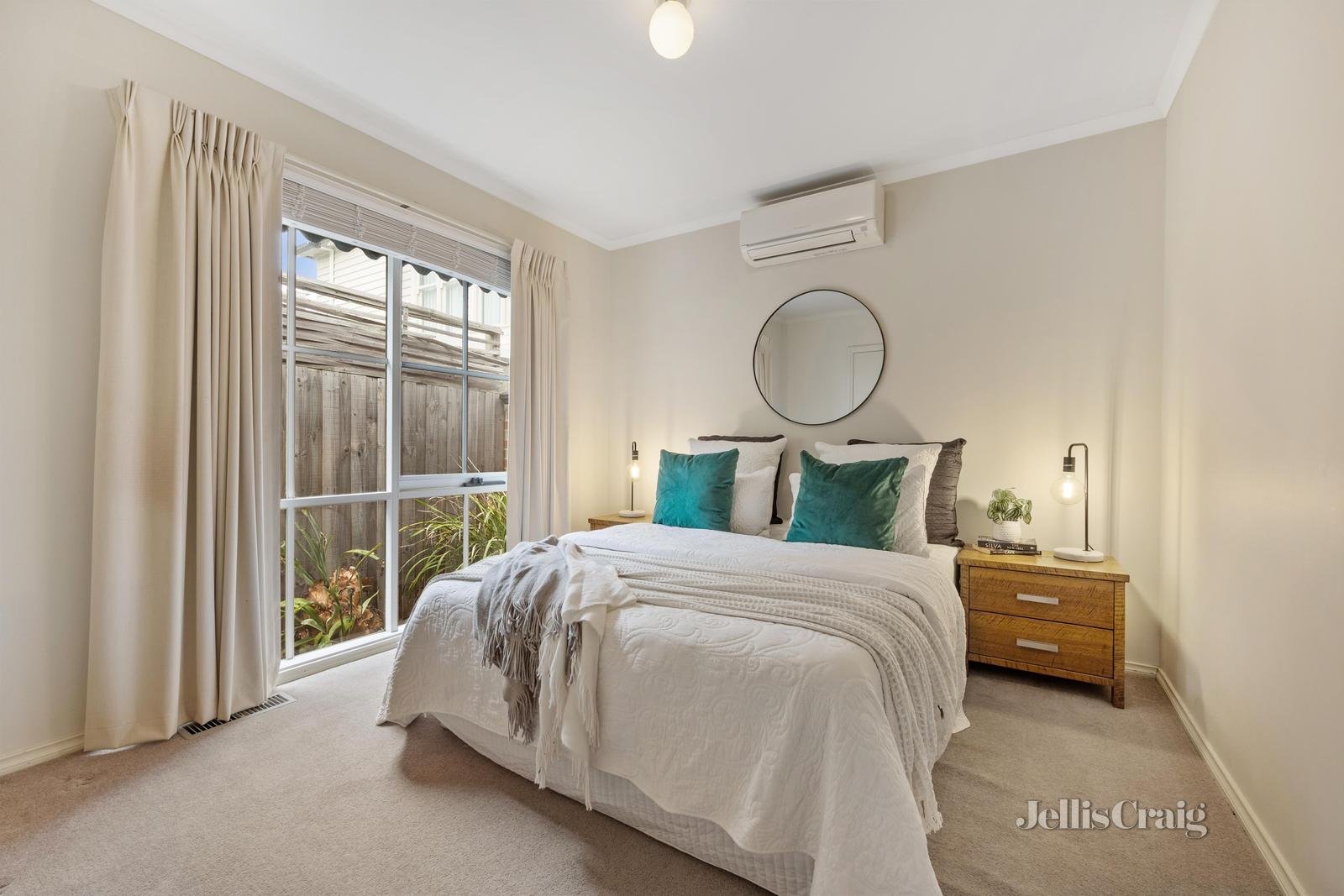 2/10 Northcote Avenue, Balwyn image 5