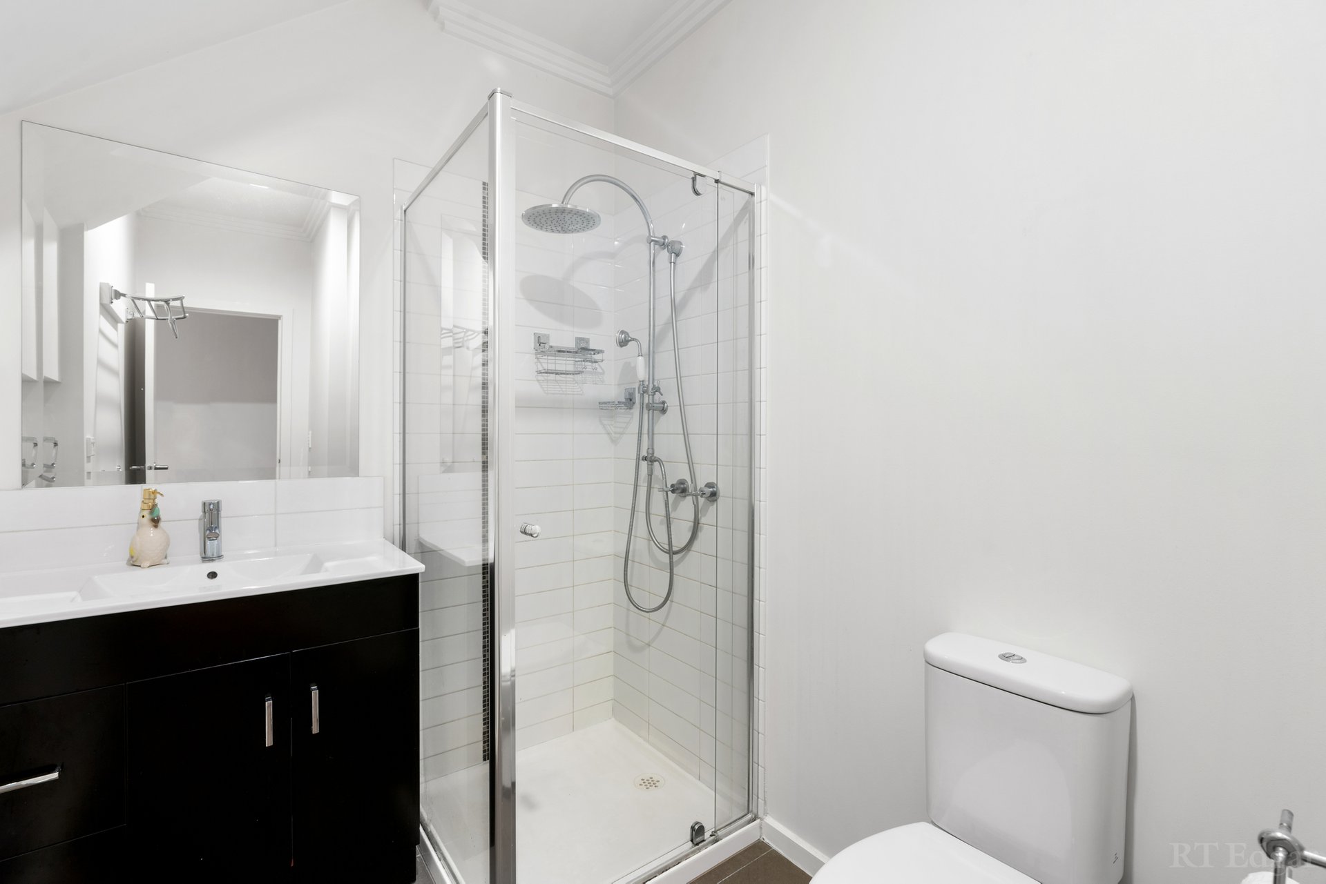 Property Gallery Thumbnail 9