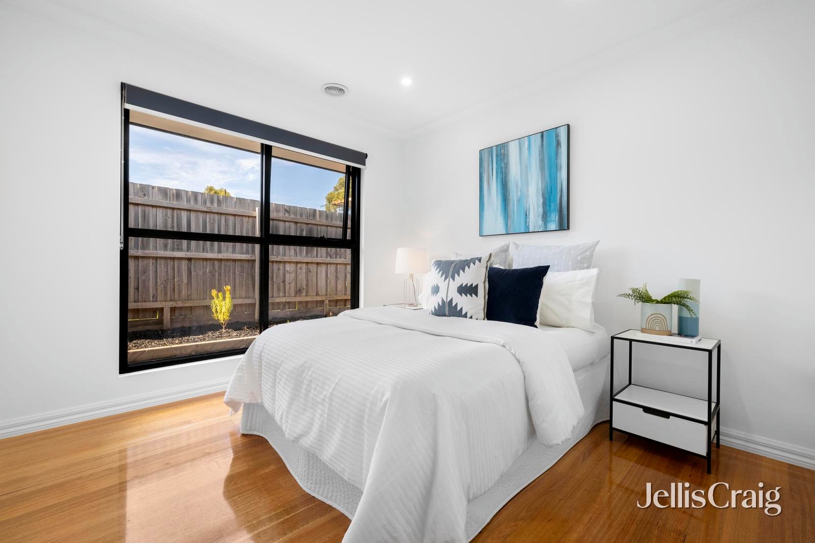 2/10 Paula Crescent, Doncaster&nbsp;East image 5