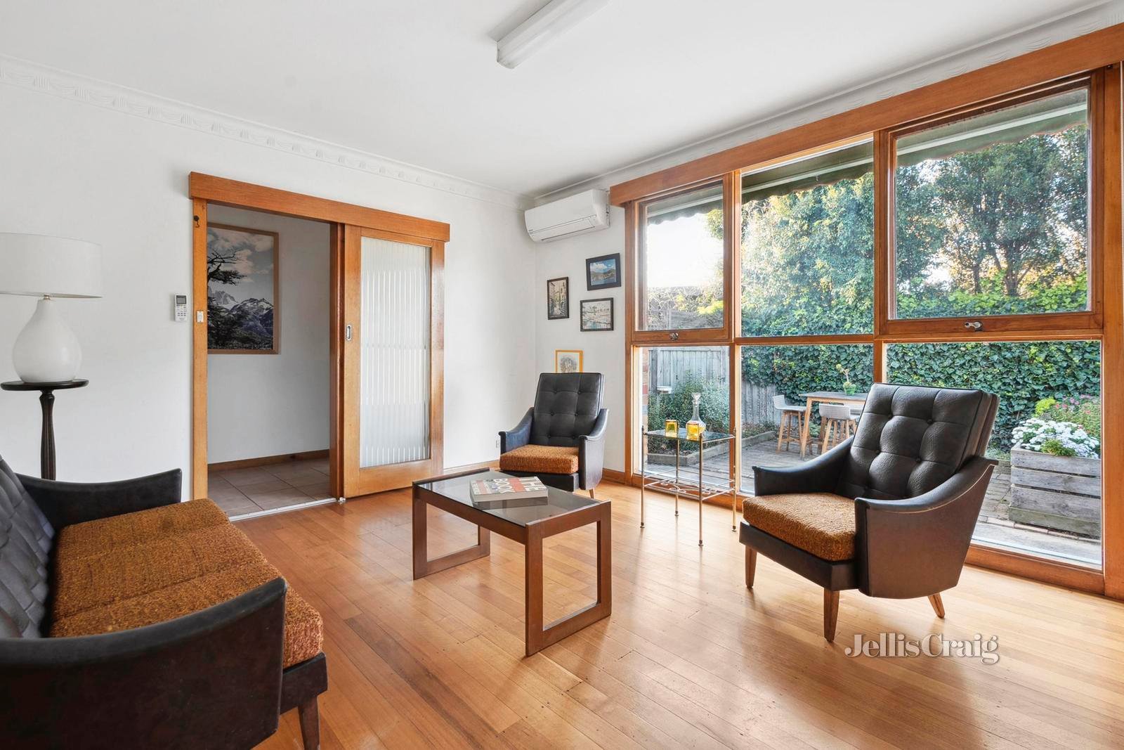 2/10 Philip Street, Manifold Heights image 3