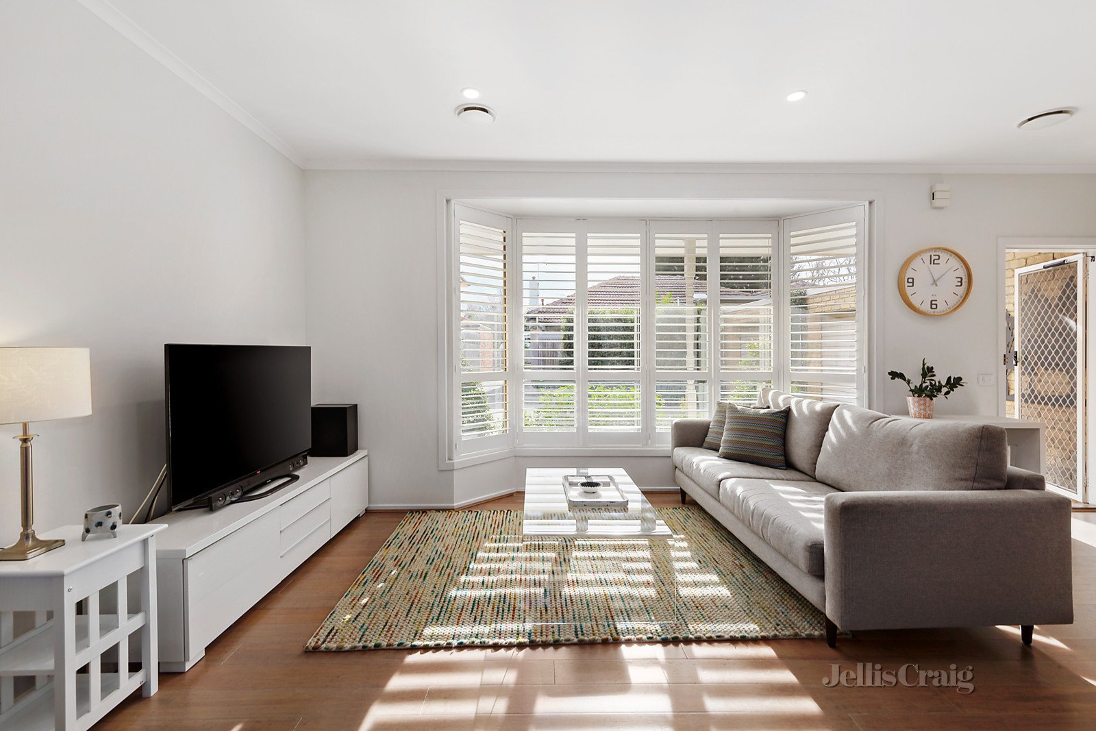 2/10 Pleasance Street, Bentleigh image 4