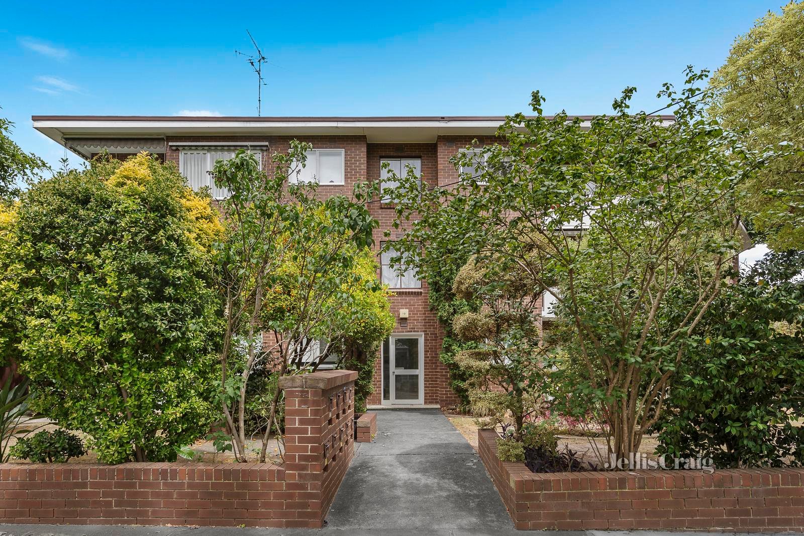 2/10 Valentine Grove, Armadale image 6