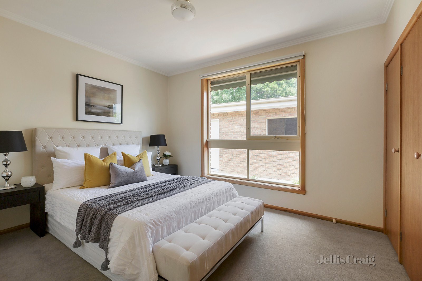 2/10 Wahroongaa Road, Murrumbeena image 9