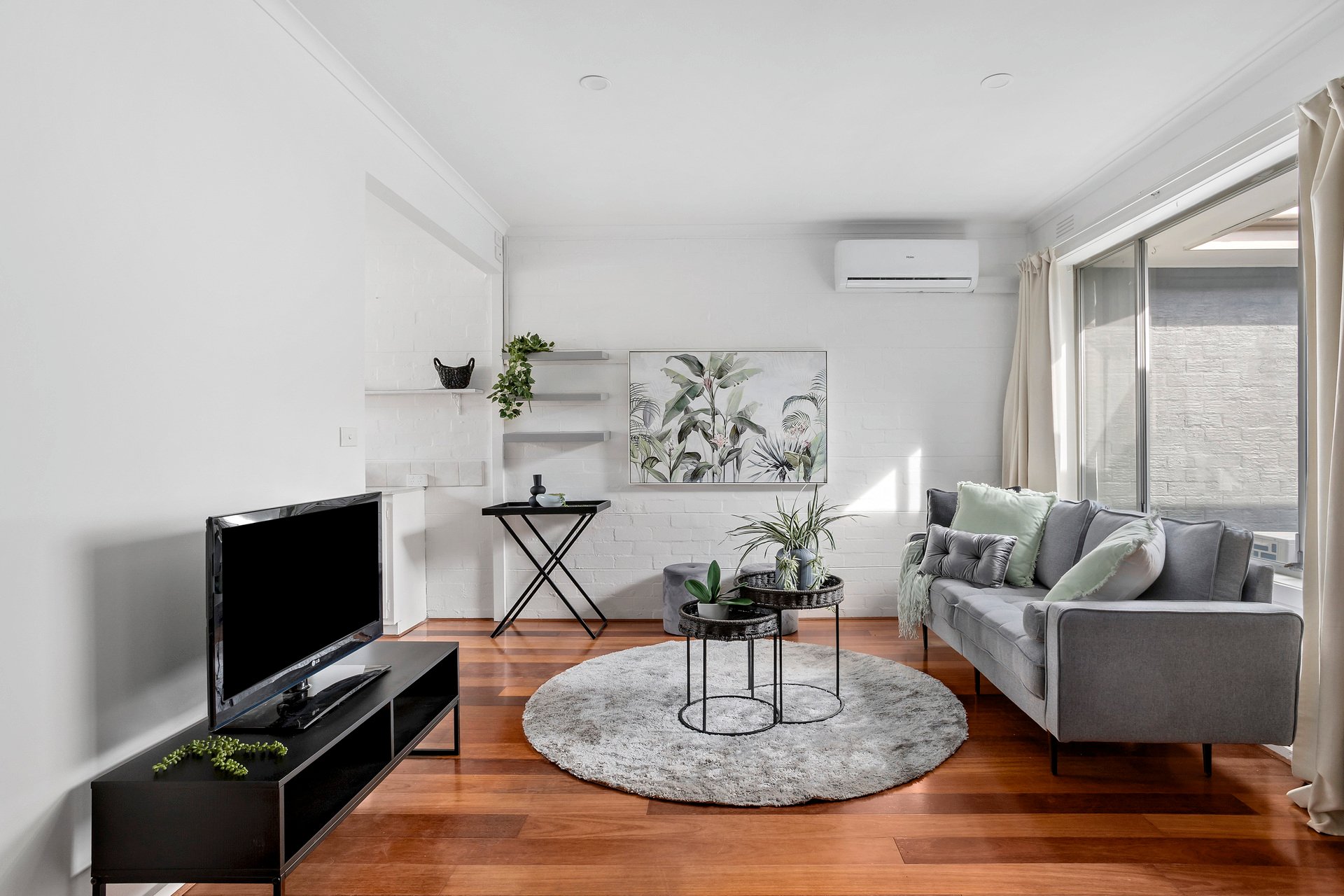 Property Gallery Thumbnail 2