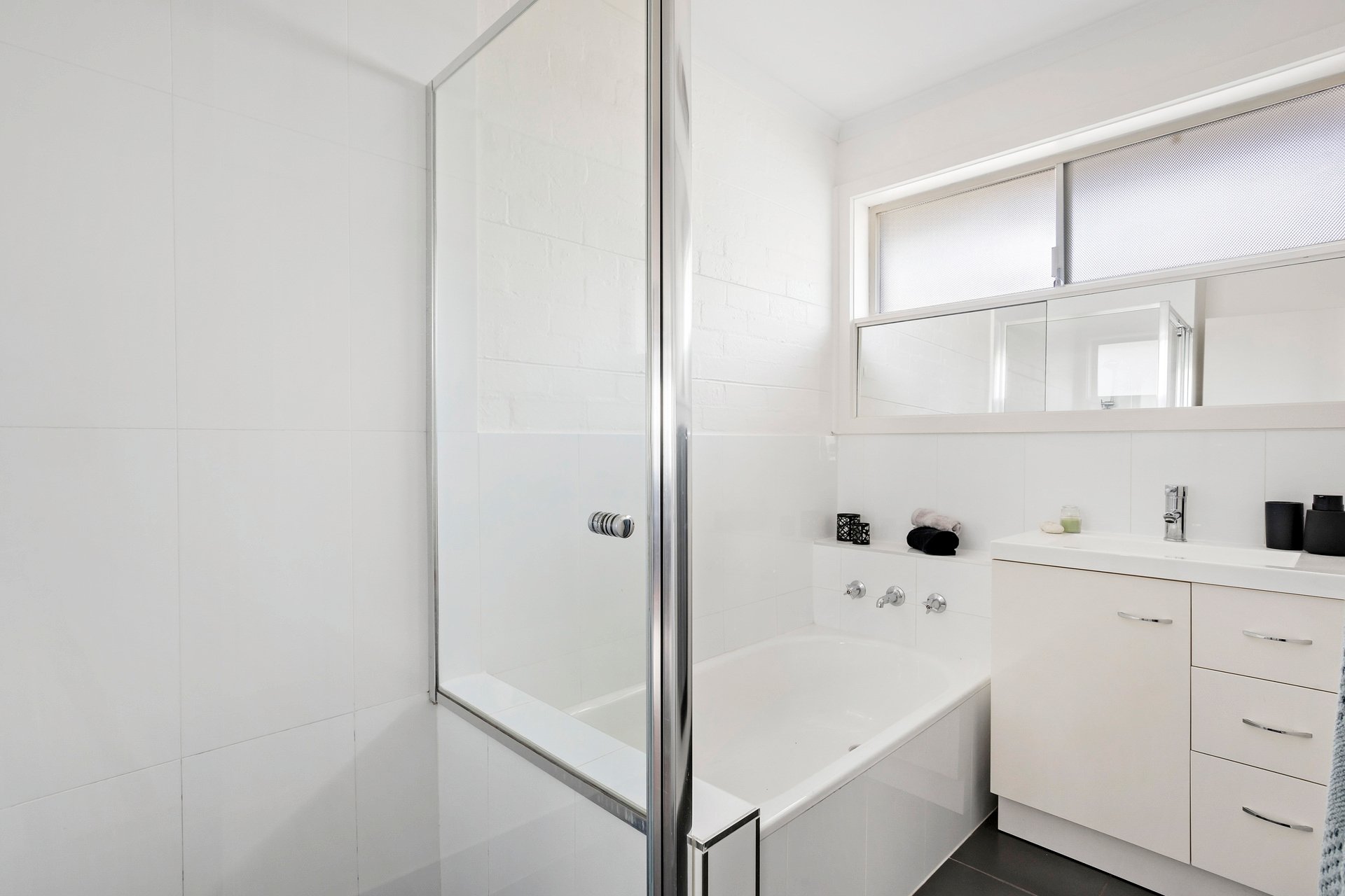 Property Gallery Thumbnail 7