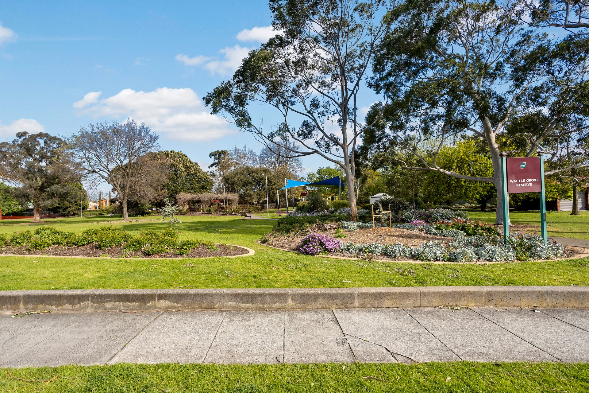 Property Gallery Thumbnail 10