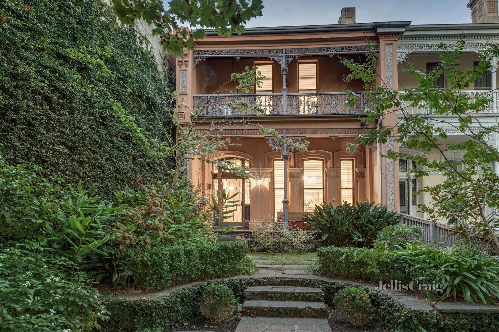 210 Williams Road, Toorak image 1