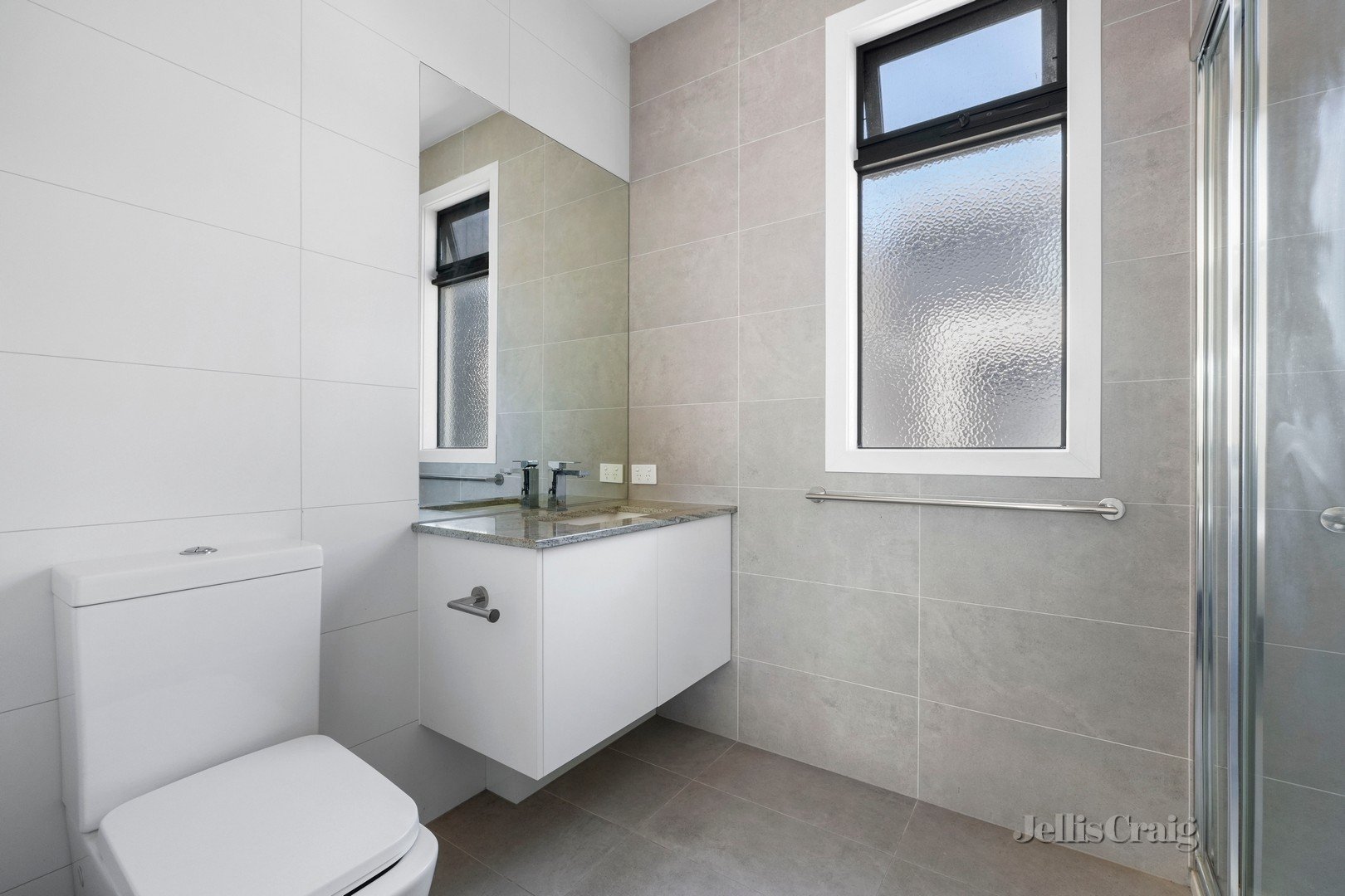 2/100 Station Street, Aspendale image 8