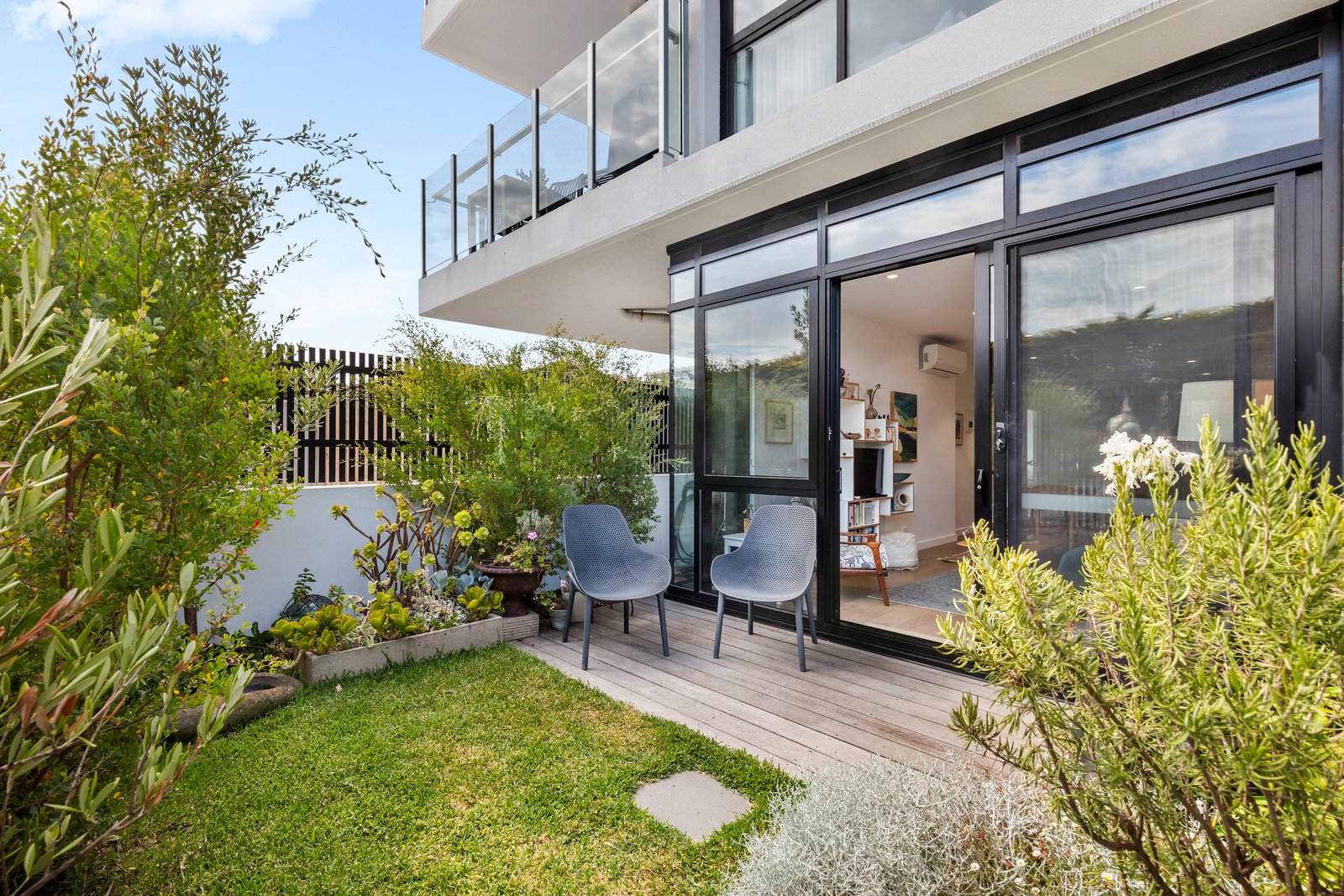 Property Gallery Thumbnail 3
