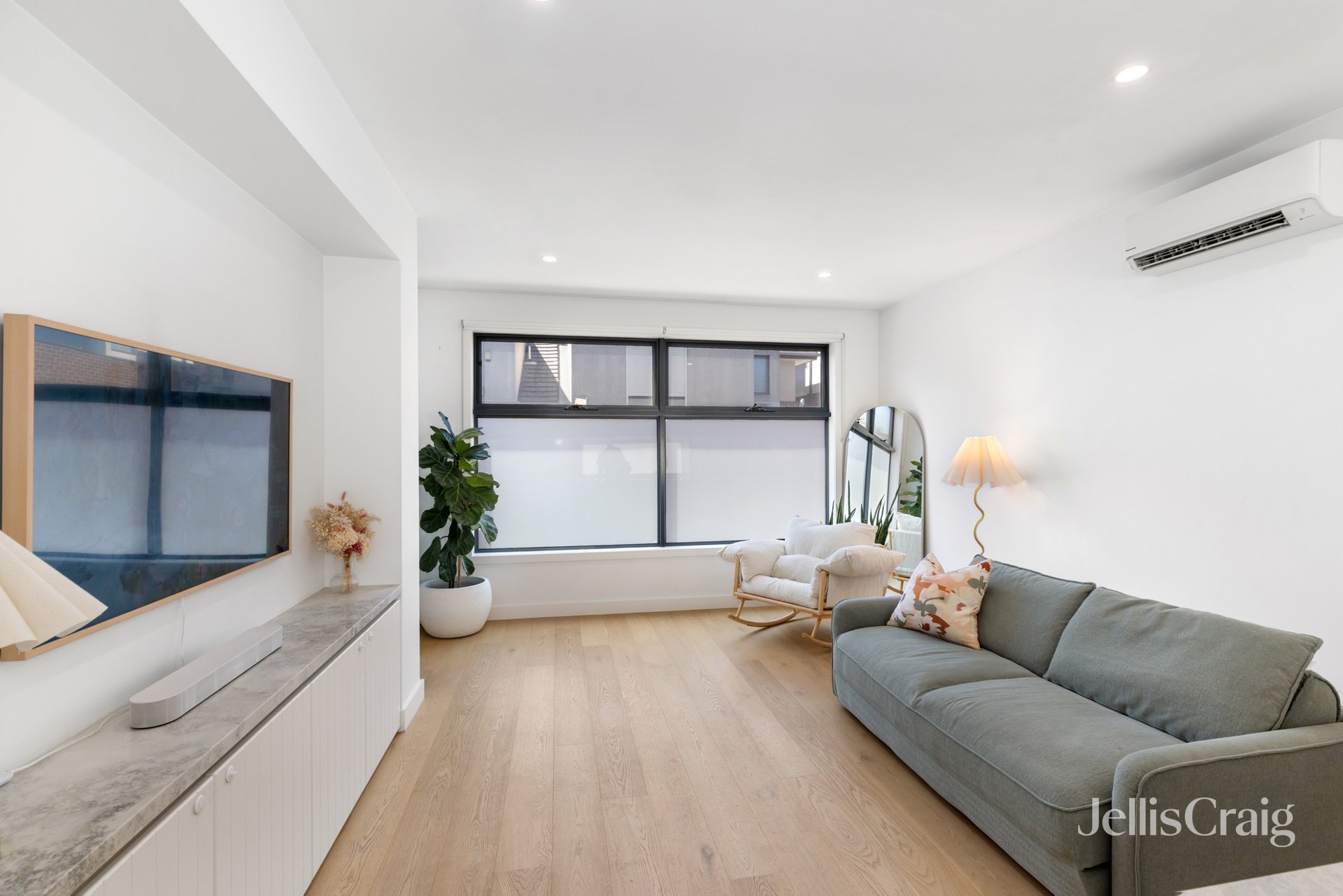 2/1007 Heidelberg Road, Ivanhoe image 4