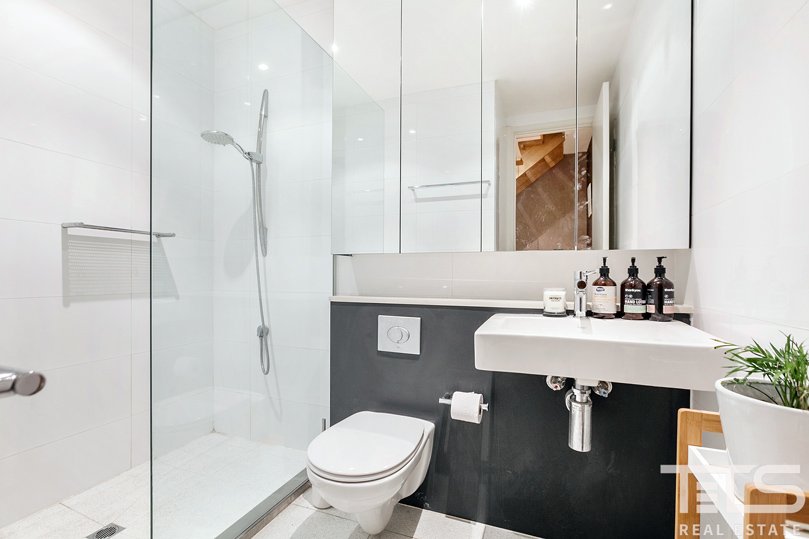 2/101 Crown Street, Richmond image 6