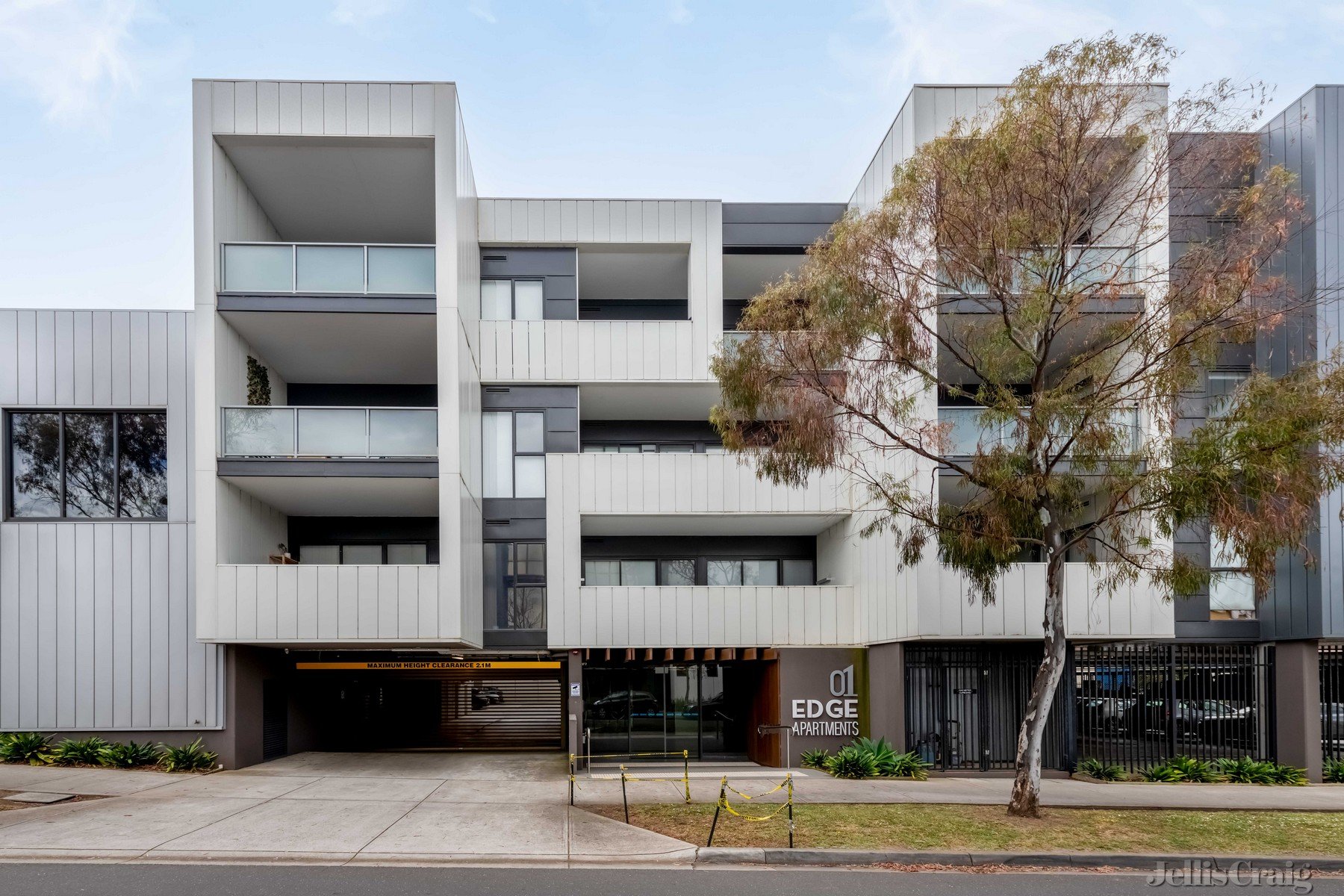 210/1 Flynn Close, Bundoora image 6