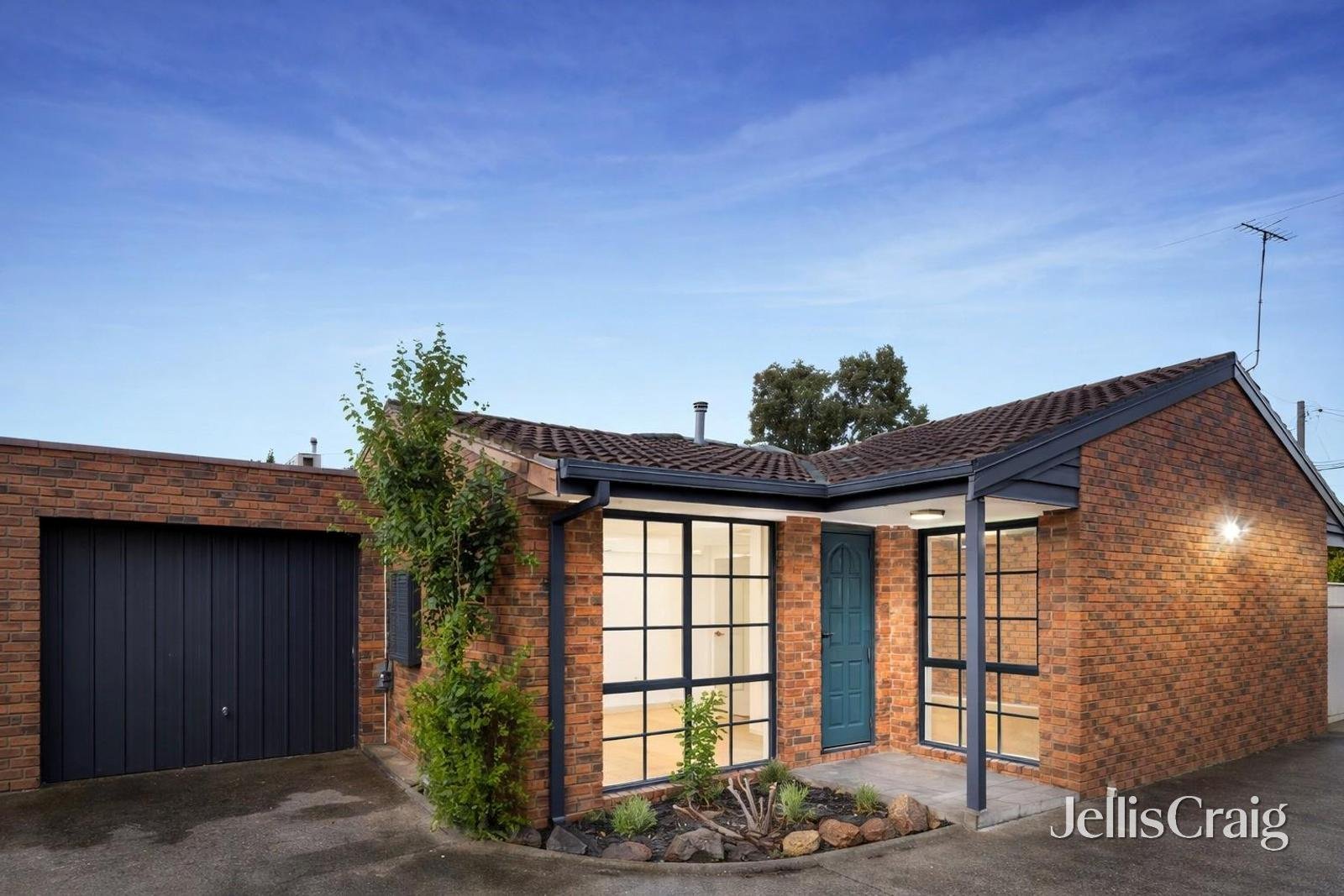 2/101 Grandview Avenue, Pascoe&nbsp;Vale&nbsp;South image 1