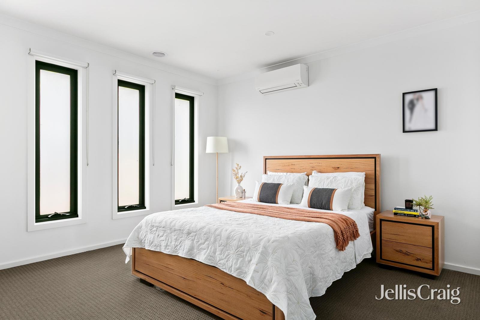 2/101 Millers Road, Altona North image 5