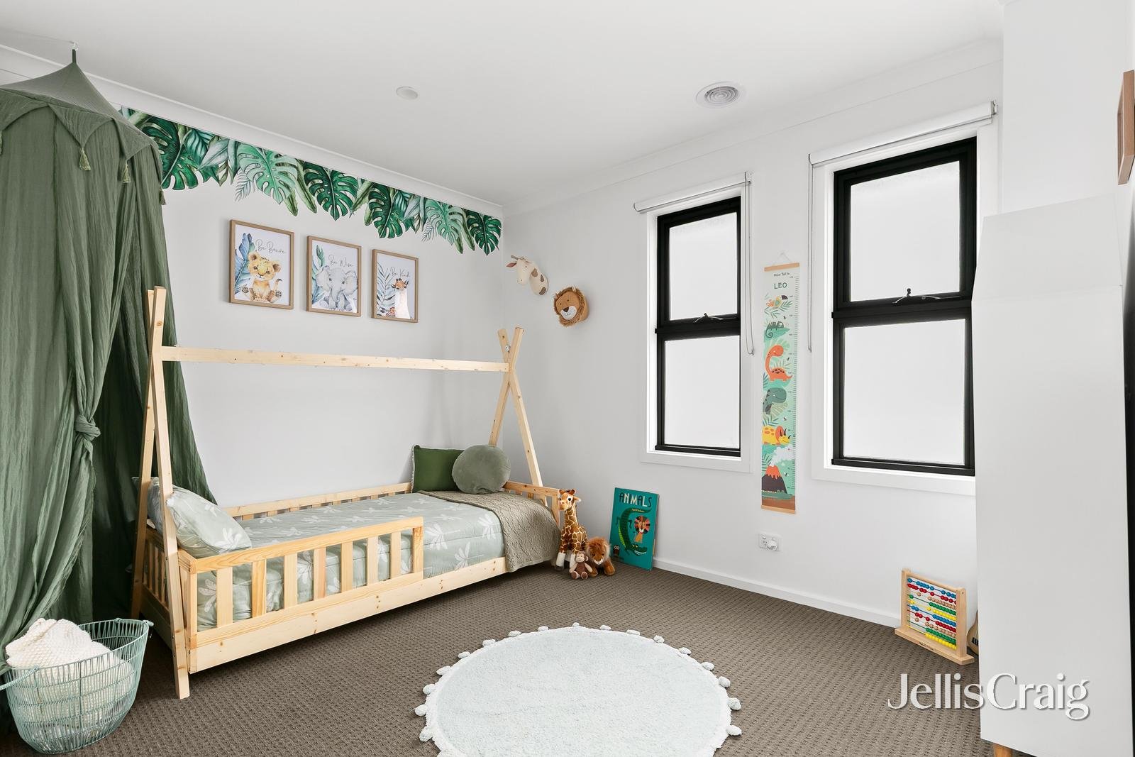 2/101 Millers Road, Altona North image 7