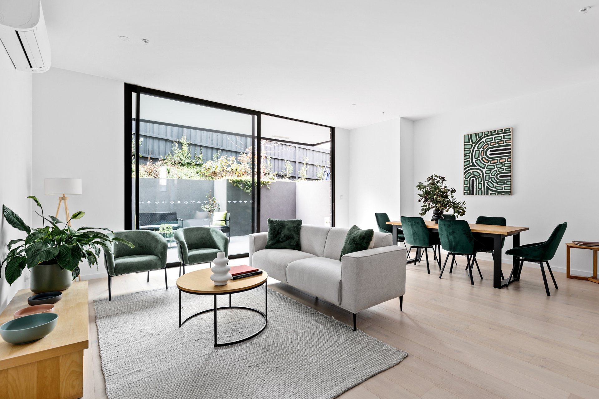 Property Gallery Thumbnail 2