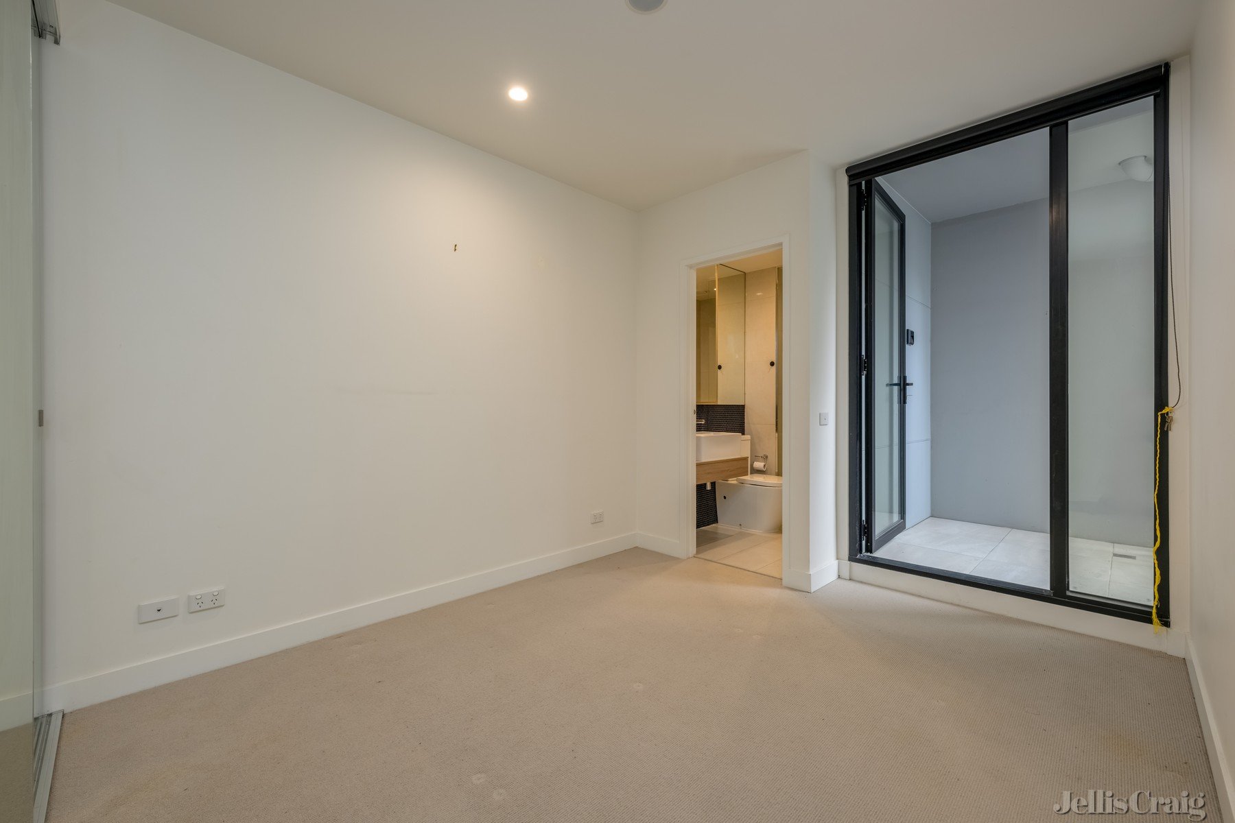 210/108 Queensberry Street, Carlton image 4