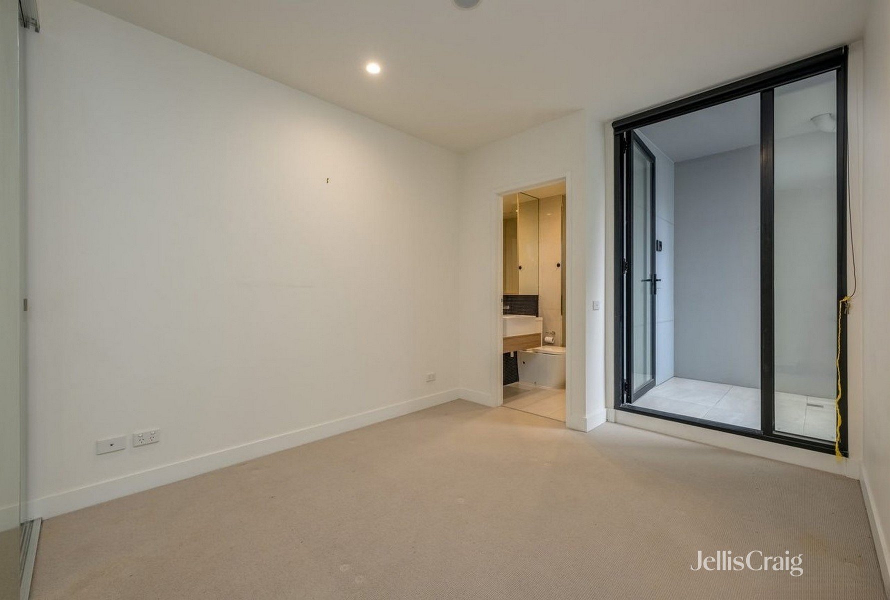 210/108 Queensberry Street, Carlton image 4
