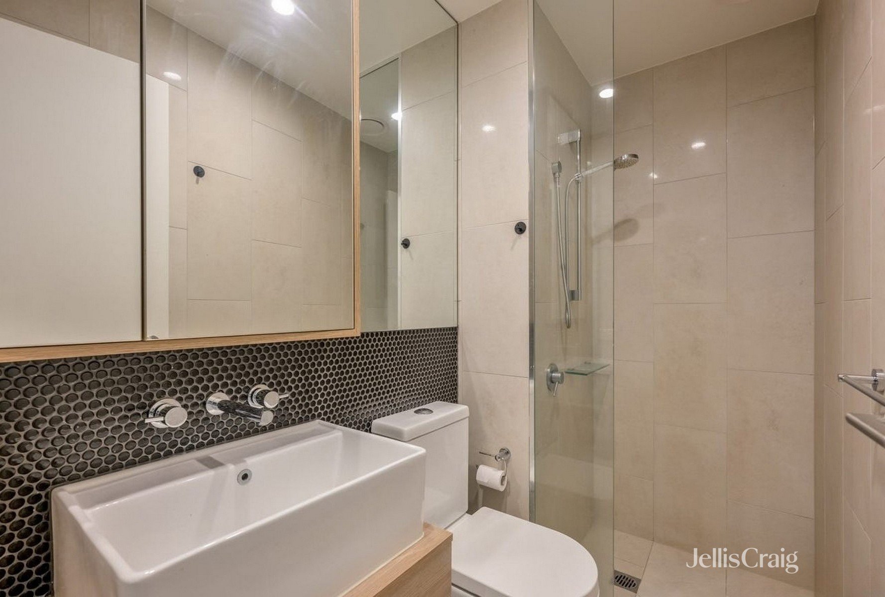 210/108 Queensberry Street, Carlton image 6