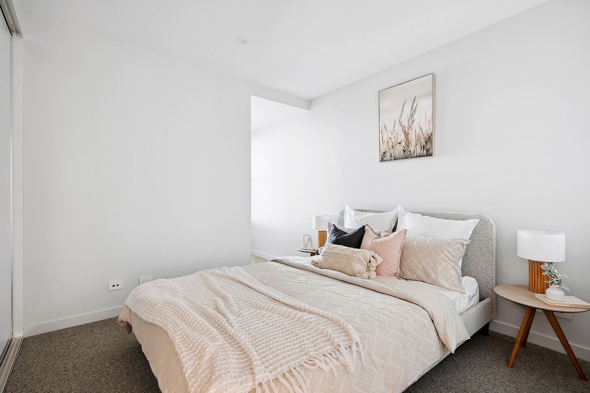 2101/104 Colac Road, Highton image 3