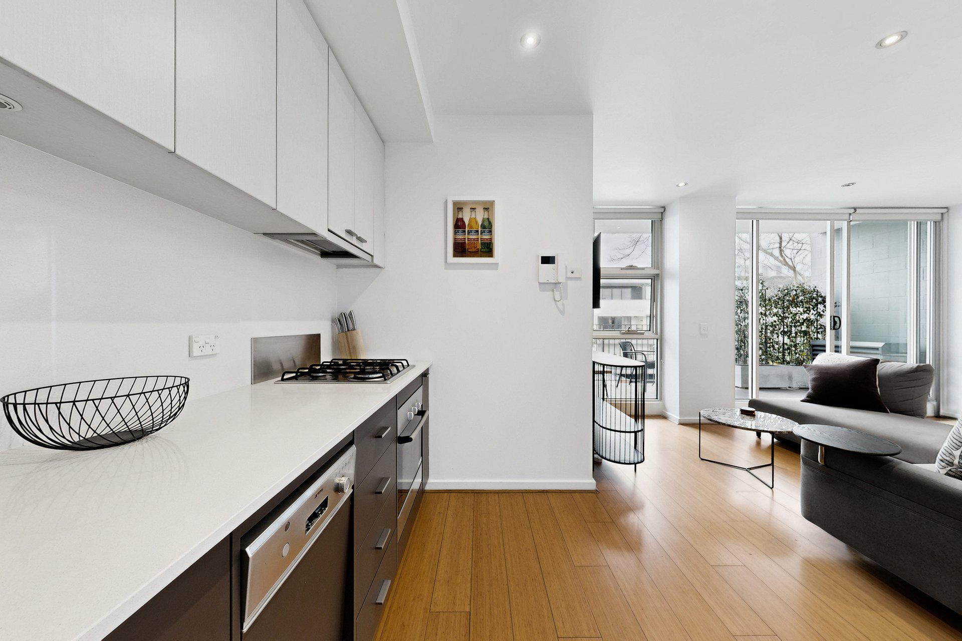 210/122 Ormond Road, Elwood image 8