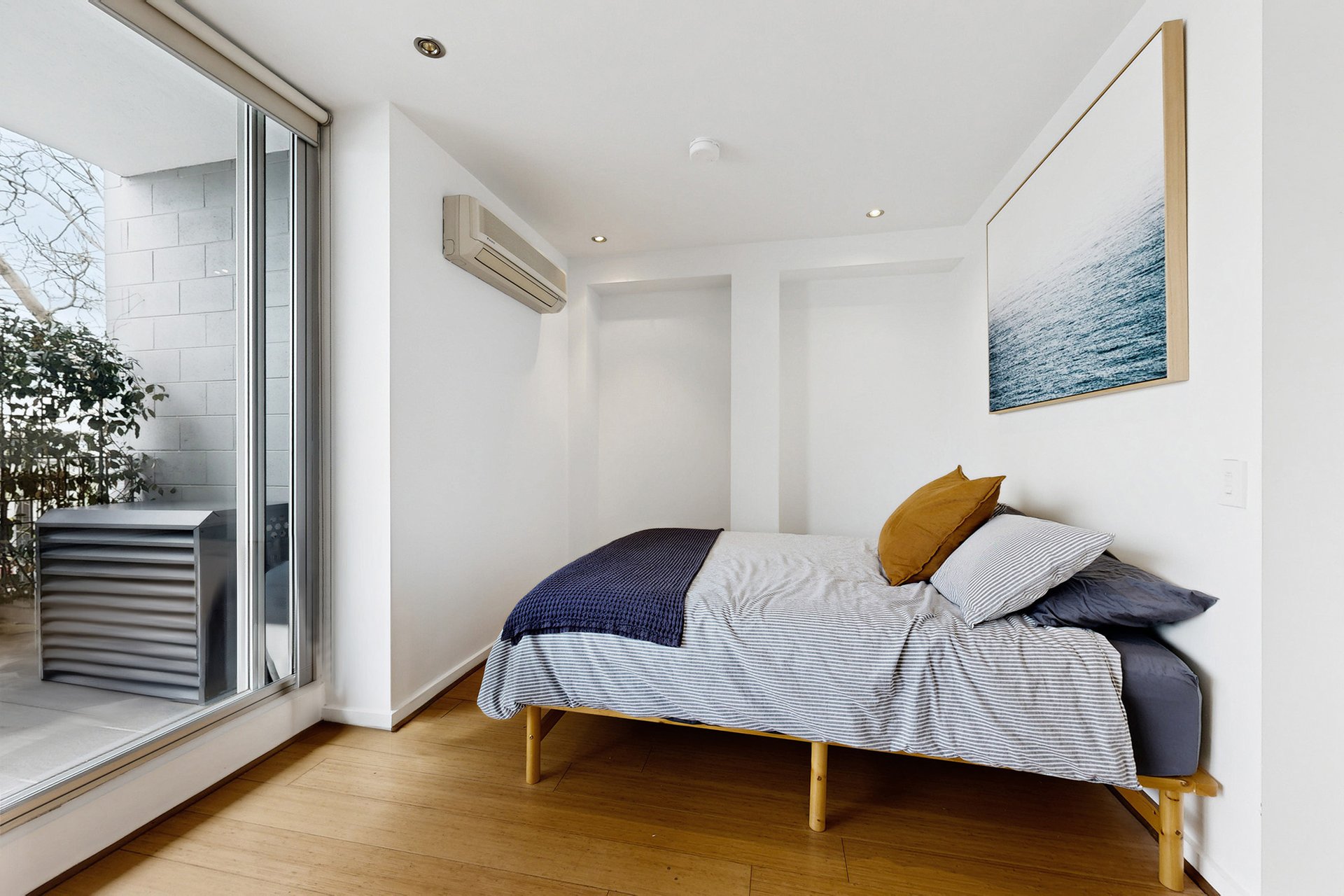 210/122 Ormond Road, Elwood image 12