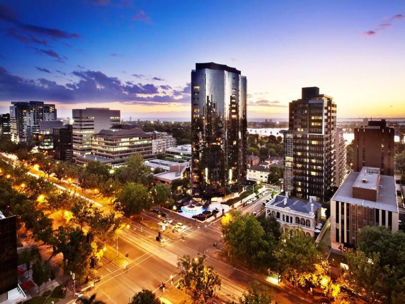 2101/454 St Kilda Road, Melbourne - RT Edgar