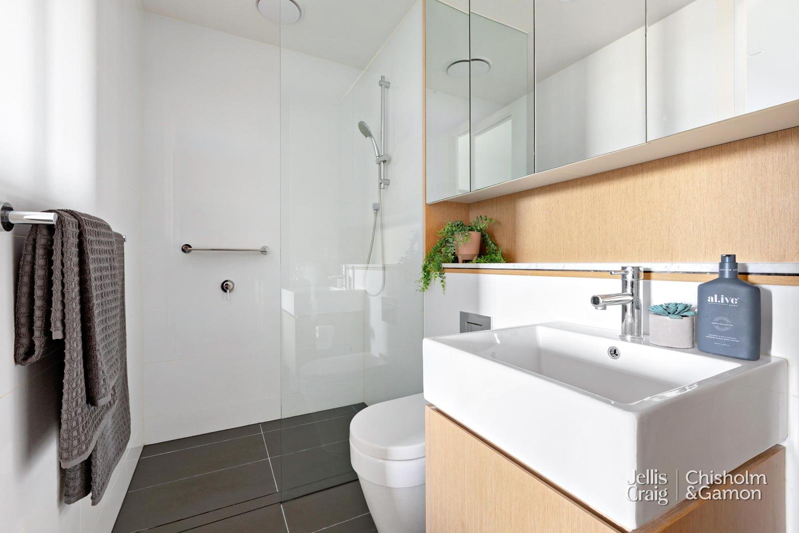 210/17 Gordon Street, Elsternwick image 10