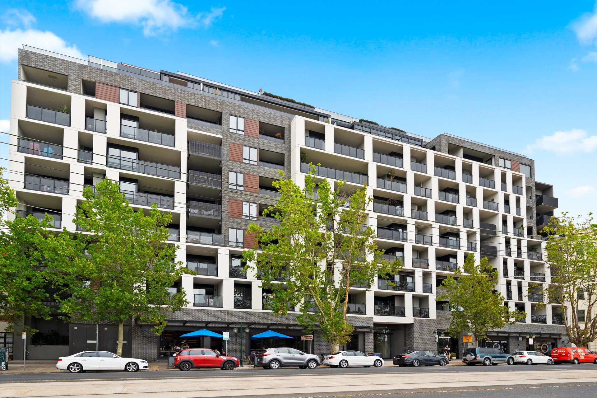 Property Gallery - Main Image