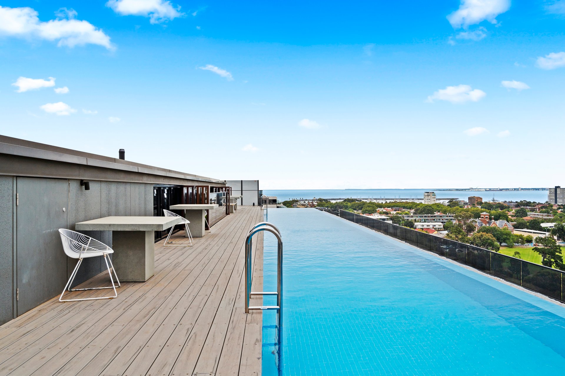 Property Gallery Thumbnail 11
