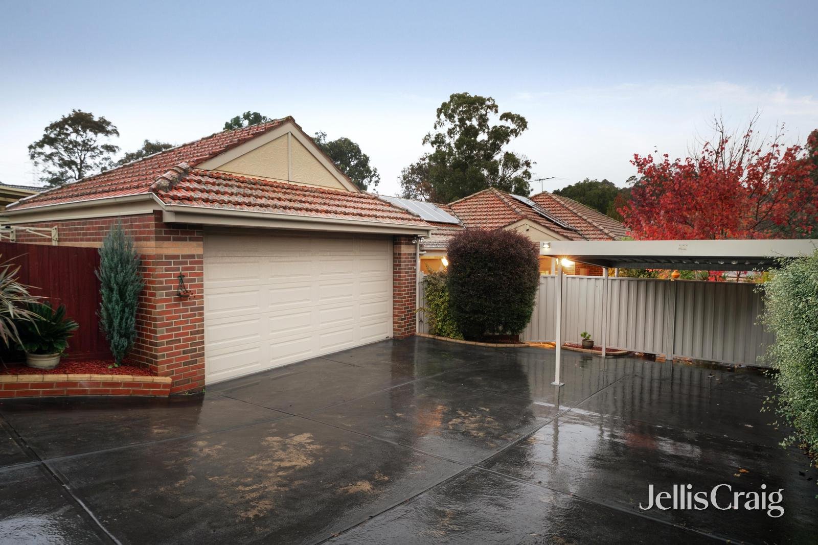 2/102 Harborne Street, Macleod image 2