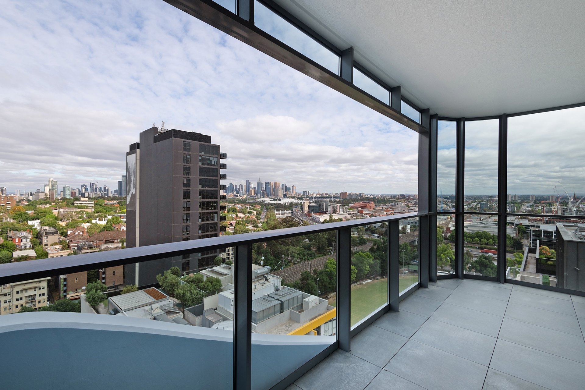 Property Gallery - Main Image