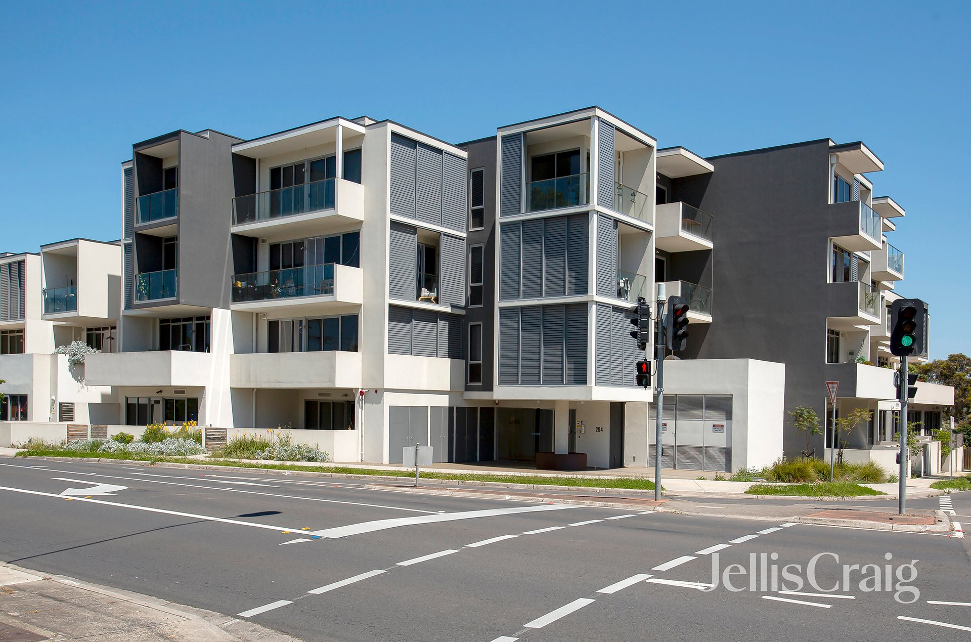 210/264 Waterdale Road, Ivanhoe image 1