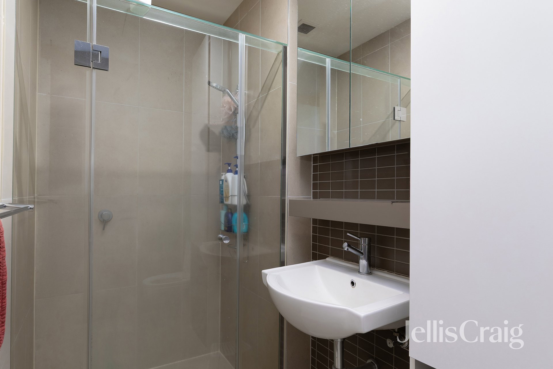 210/264 Waterdale Road, Ivanhoe image 7